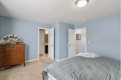 2126 E Lodge Pole Dr, Eagle Mountain, UT 84005 - Photo 23