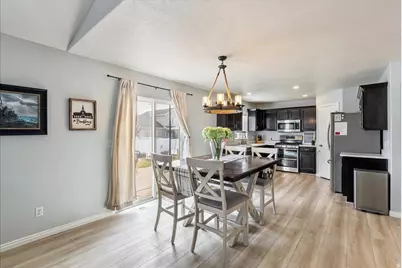 2126 E Lodge Pole Dr, Eagle Mountain, UT 84005 - Photo 13