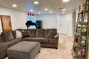 2126 E Lodge Pole Dr, Eagle Mountain, UT 84005 - Photo 31