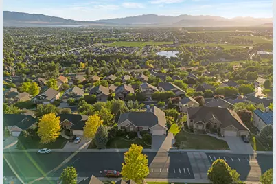 9157 N Canyon Heights Dr, Cedar Hills, UT 84062 - Photo 47