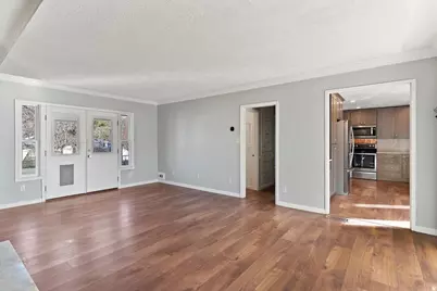 528 W 2900 S, Bountiful, UT 84010 - Photo 7