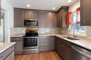 528 W 2900 S, Bountiful, UT 84010 - Photo 15