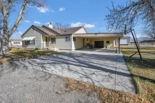 90 N 100 E, Centerfield, UT 84622 - Photo 1