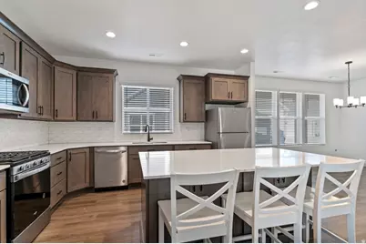 3795 S 4250 W #D, West Haven, UT 84401 - Photo 3