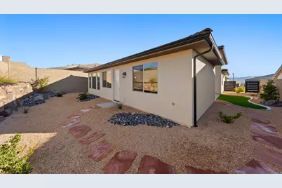 1493 N Horizon Pkwy, Washington, UT 84780 - Photo 25