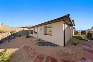 1493 N Horizon Pkwy, Washington, UT 84780 - Photo 25