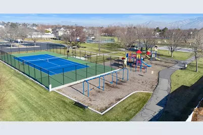 6438 S McKinley Ln, Taylorsville, UT 84129 - Photo 7