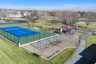 6438 S McKinley Ln, Taylorsville, UT 84129 - Photo 7