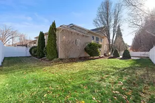 6438 S McKinley Ln, Taylorsville, UT 84129 - Photo 41