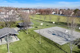 6438 S McKinley Ln, Taylorsville, UT 84129 - Photo 9