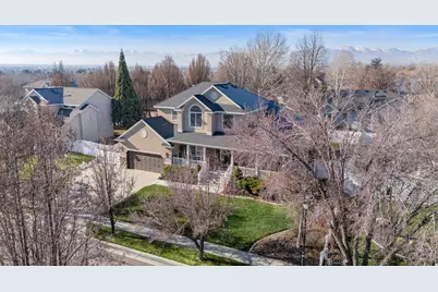 6438 S McKinley Ln, Taylorsville, UT 84129 - Photo 1