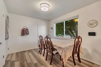 360 Belaire Cir, Grantsville, UT 84029 - Photo 5