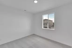 12694 S Lincoln Peak Ln, Herriman, UT 84096 - Photo 15