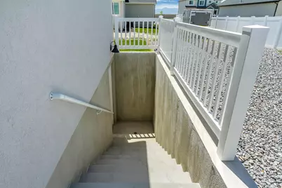 188 E Bruin Dr, Eagle Mountain, UT 84005 - Photo 61