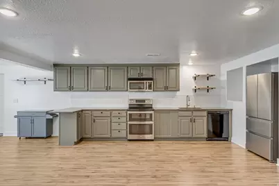 188 E Bruin Dr, Eagle Mountain, UT 84005 - Photo 33