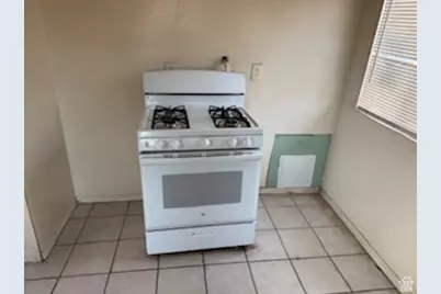 870 W Ellis St, Ogden, UT 84401 - Photo 11