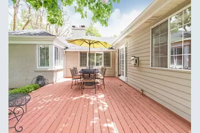 866 S 2300 E, Salt Lake City, UT 84108 - Photo 17