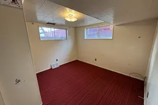 1098 E Lori Way S, Murray, UT 84117 - Photo 31