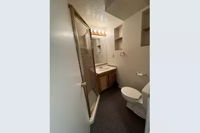 1098 E Lori Way S, Murray, UT 84117 - Photo 33