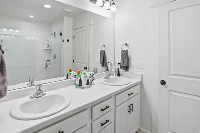 11754 S Silver Pond Dr W, South Jordan, UT 84009 - Photo 41