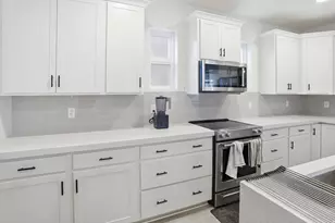 11754 S Silver Pond Dr W, South Jordan, UT 84009 - Photo 9