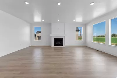 1544 E 920 N #192, Salem, UT 84653 - Photo 7