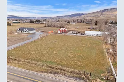 5690 E 1900 N, Eden, UT 84310 - Photo 17