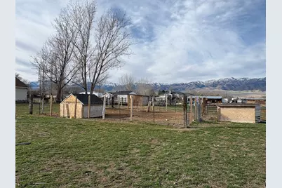 231 E North St, Grantsville, UT 84029 - Photo 25