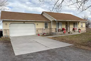 231 E North St, Grantsville, UT 84029 - Photo 17