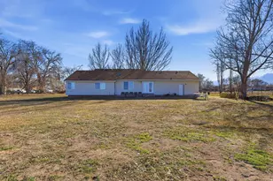 231 E North St, Grantsville, UT 84029 - Photo 5