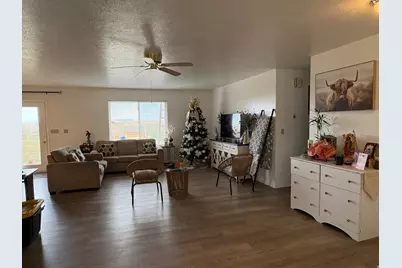 231 E North St, Grantsville, UT 84029 - Photo 5