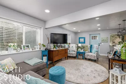 1907 N Bridge Ct, Layton, UT 84040 - Photo 27