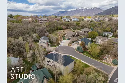 1907 N Bridge Ct, Layton, UT 84040 - Photo 37