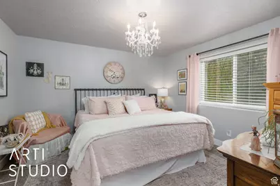 1907 N Bridge Ct, Layton, UT 84040 - Photo 25