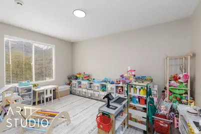1907 N Bridge Ct, Layton, UT 84040 - Photo 21