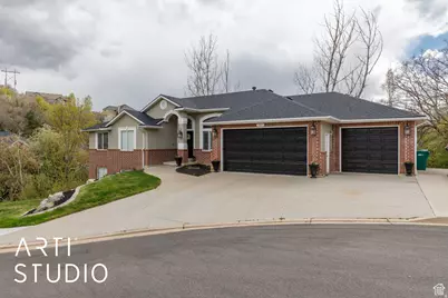 1907 N Bridge Ct, Layton, UT 84040 - Photo 5