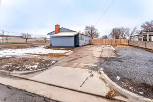 220 S 200 E, Vernal, UT 84078 - Photo 17