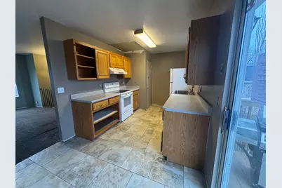 4910 W Shooting Star Ave, West Jordan, UT 84081 - Photo 5