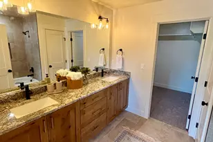 421 E White Sands Way, Orderville, UT 84758 - Photo 11