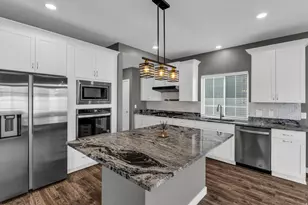 192 E Crown Point Dr, Saratoga Springs, UT 84045 - Photo 11