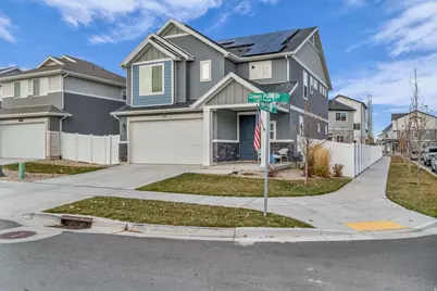 192 E Crown Point Dr, Saratoga Springs, UT 84045 - Photo 3