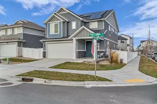 192 E Crown Point Dr, Saratoga Springs, UT 84045 - Photo 3