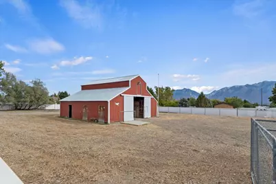 1600 W 11400 S, South Jordan, UT 84095 - Photo 7