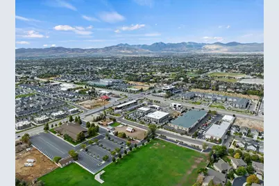 1600 W 11400 S, South Jordan, UT 84095 - Photo 19