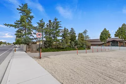 1600 W 11400 S, South Jordan, UT 84095 - Photo 5