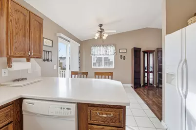 2673 W 3900 S, Roy, UT 84067 - Photo 15