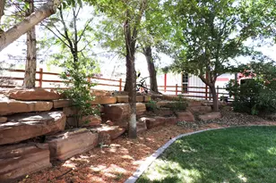 931 S Hillside Dr, Kanab, UT 84741 - Photo 45