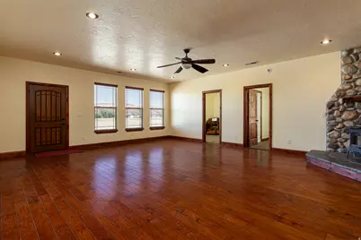 931 S Hillside Dr, Kanab, UT 84741 - Photo 27