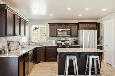 4709 N Mount Waas Dr W, Eagle Mountain, UT 84005 - Photo 15