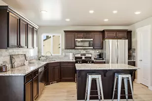 4709 N Mount Waas Dr W, Eagle Mountain, UT 84005 - Photo 15